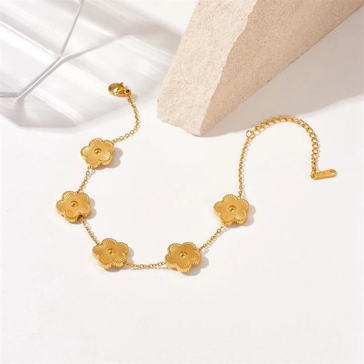 Five Leaf Multi Clover Bracelet