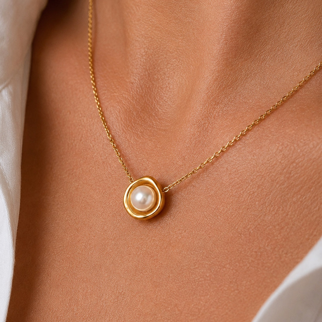 Aurelia Pearl Necklace