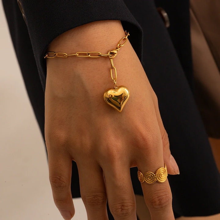 Ura Heart Chain Bracelet