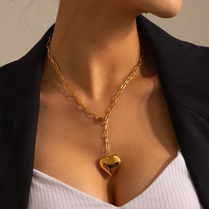 Ura Heart Chain Necklace